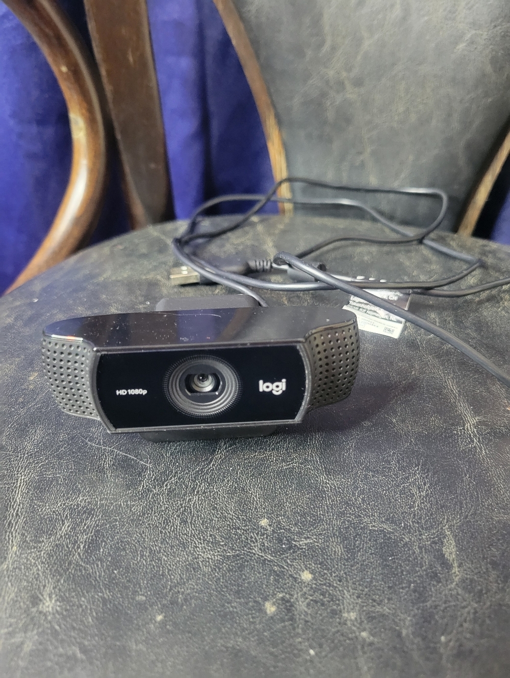 Logitech Webcam in Black USB For Desktop Computer Windows - Picture 3 of 6